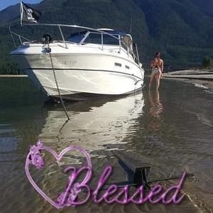 Meet your Posher, Stacy